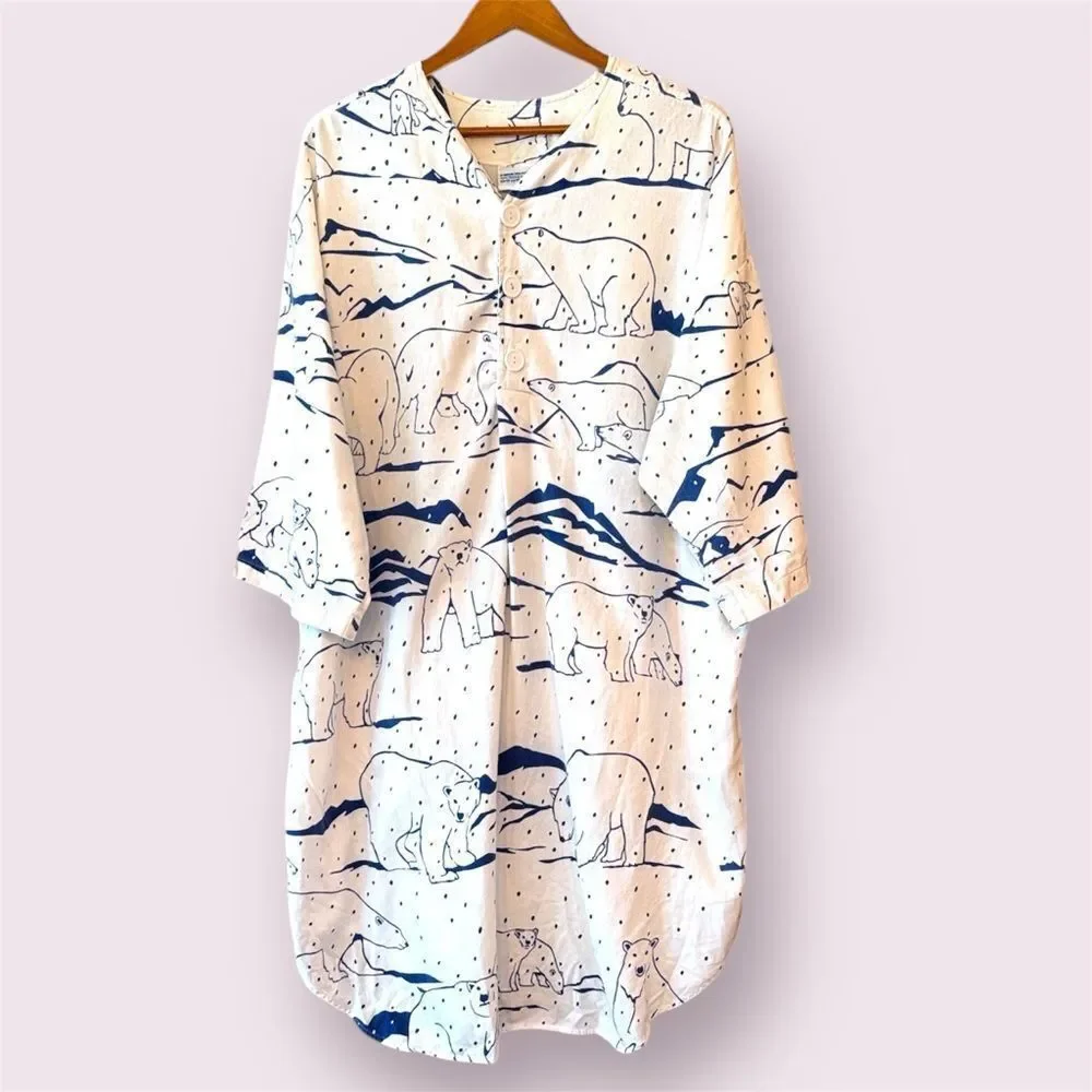 MICHIGAN RAG CO. Vintage Polar Bear Flannel Nightshirt